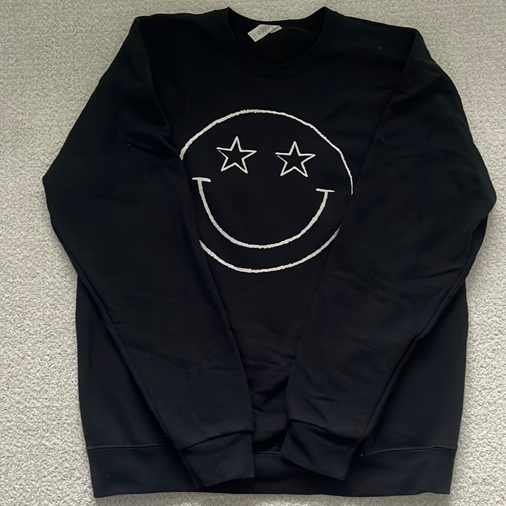 Cute smile crewneck